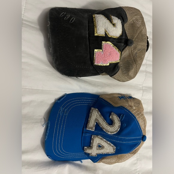 Judith March hat - Picture 1 of 3